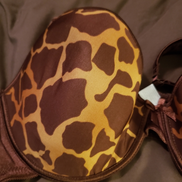 3- Underwire 40DD Bras Delta Burke Animal Brown, Lilyette Gray, Olga White (new) - Picture 6 of 15